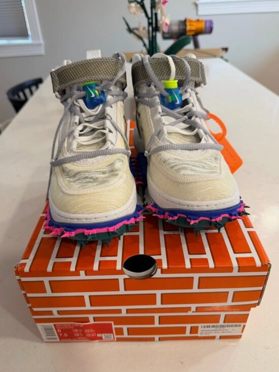 Size 6 - Nike Air Force 1 x Off-White White 2022 main image 6